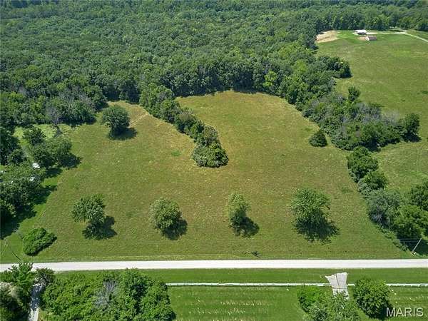 6 Acres of Residential Land for Sale in Foley, Missouri