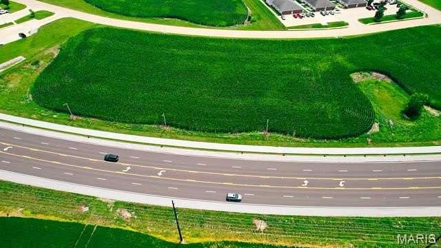 1.2 Acres of Mixed-Use Land for Sale in Waterloo, Illinois