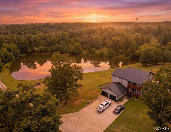 20 Acres of Recreational Land with Home for Sale in Poplar Bluff, Missouri