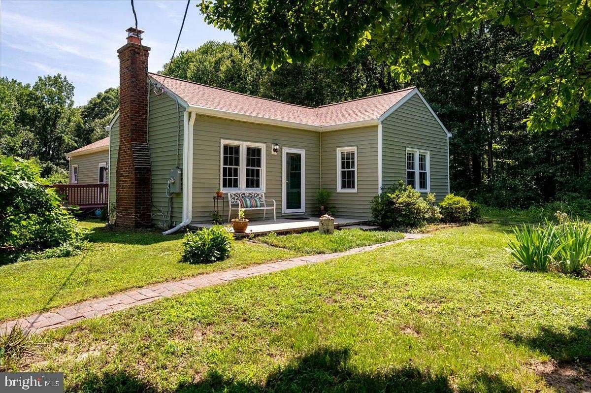 2.34 Acres of Land with Home for Sale in Accokeek, Maryland