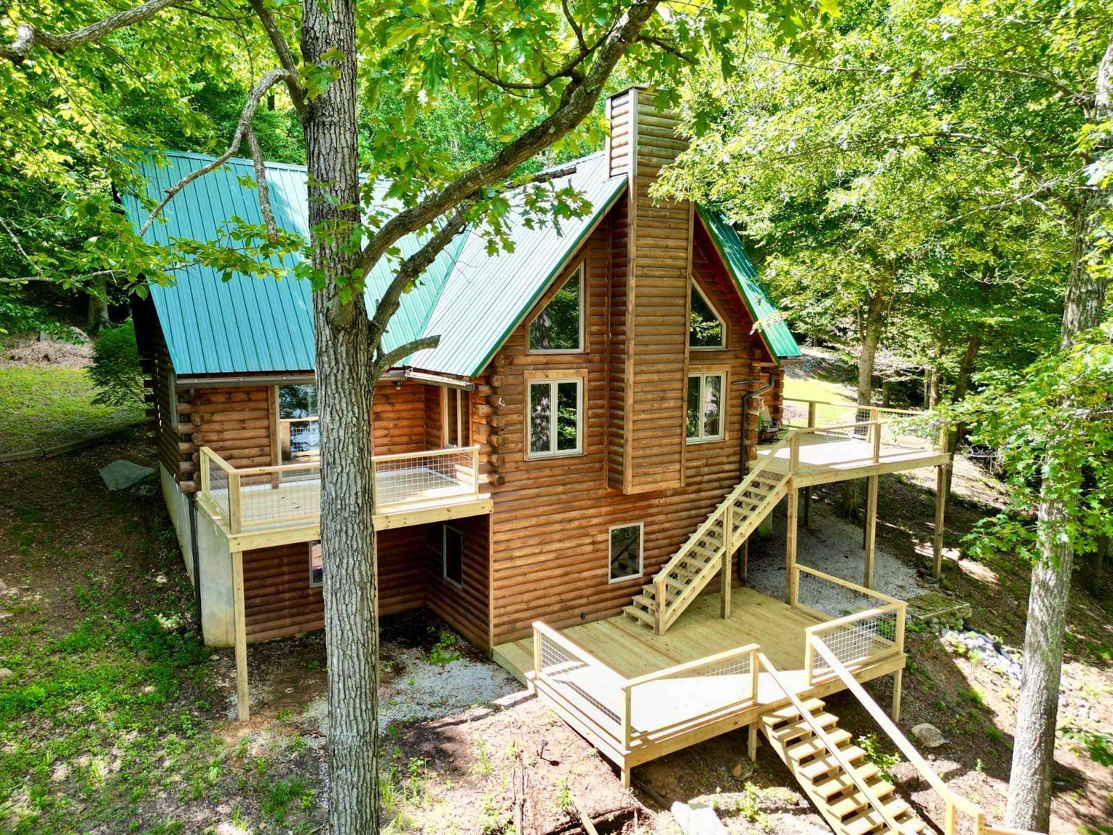 4.4 Acres of Land with Home for Sale in Lewisburg, Kentucky