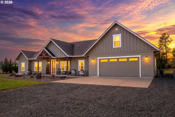 2.15 Acres of Land with Home for Sale in Elmira, Oregon