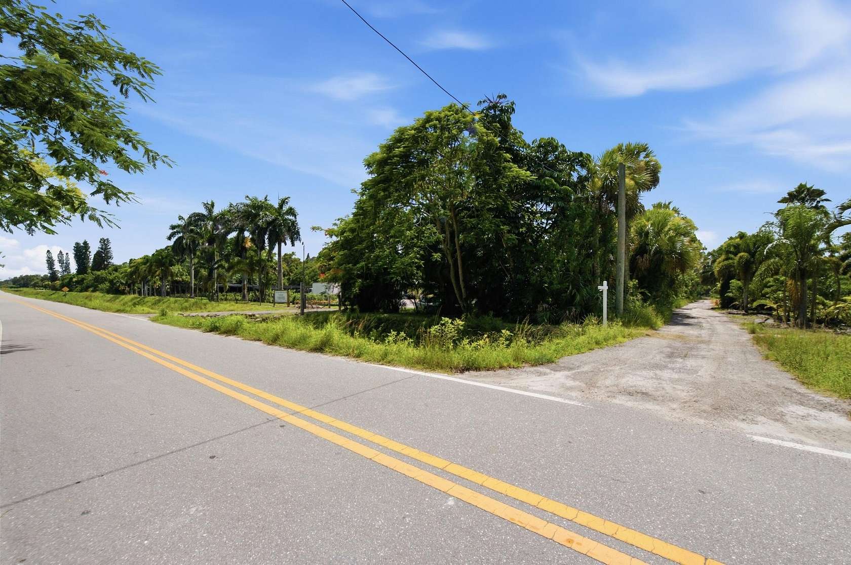 5 Acres of Land for Sale in Loxahatchee Groves, Florida