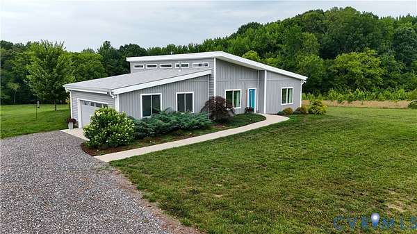 2.54 Acres of Land with Home for Sale in Rice, Virginia