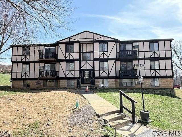 6.9 Acres of Land with Home for Lease in Johnstown, Pennsylvania