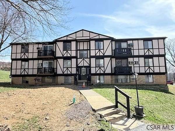 6.9 Acres of Land with Home for Lease in Johnstown, Pennsylvania