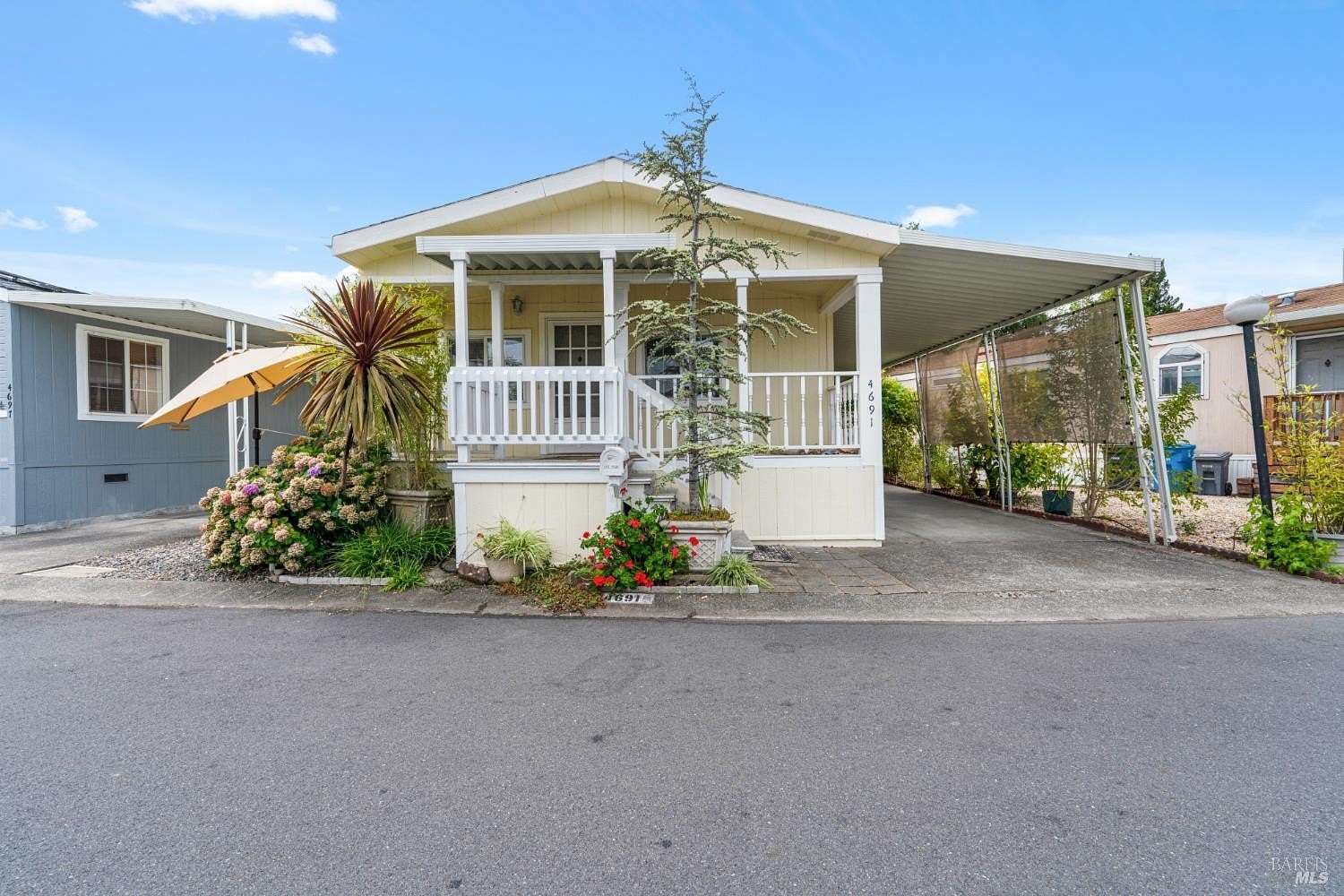 8.82 Acres of Land with Home for Sale in Santa Rosa, California