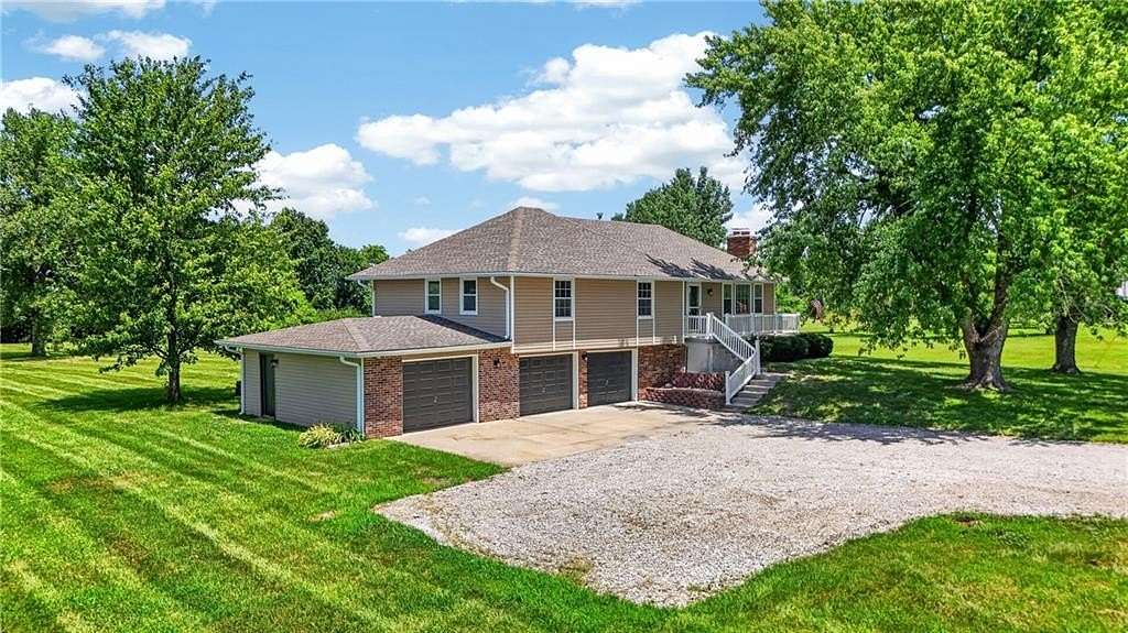 2.8 Acres of Land with Home for Sale in Peculiar, Missouri