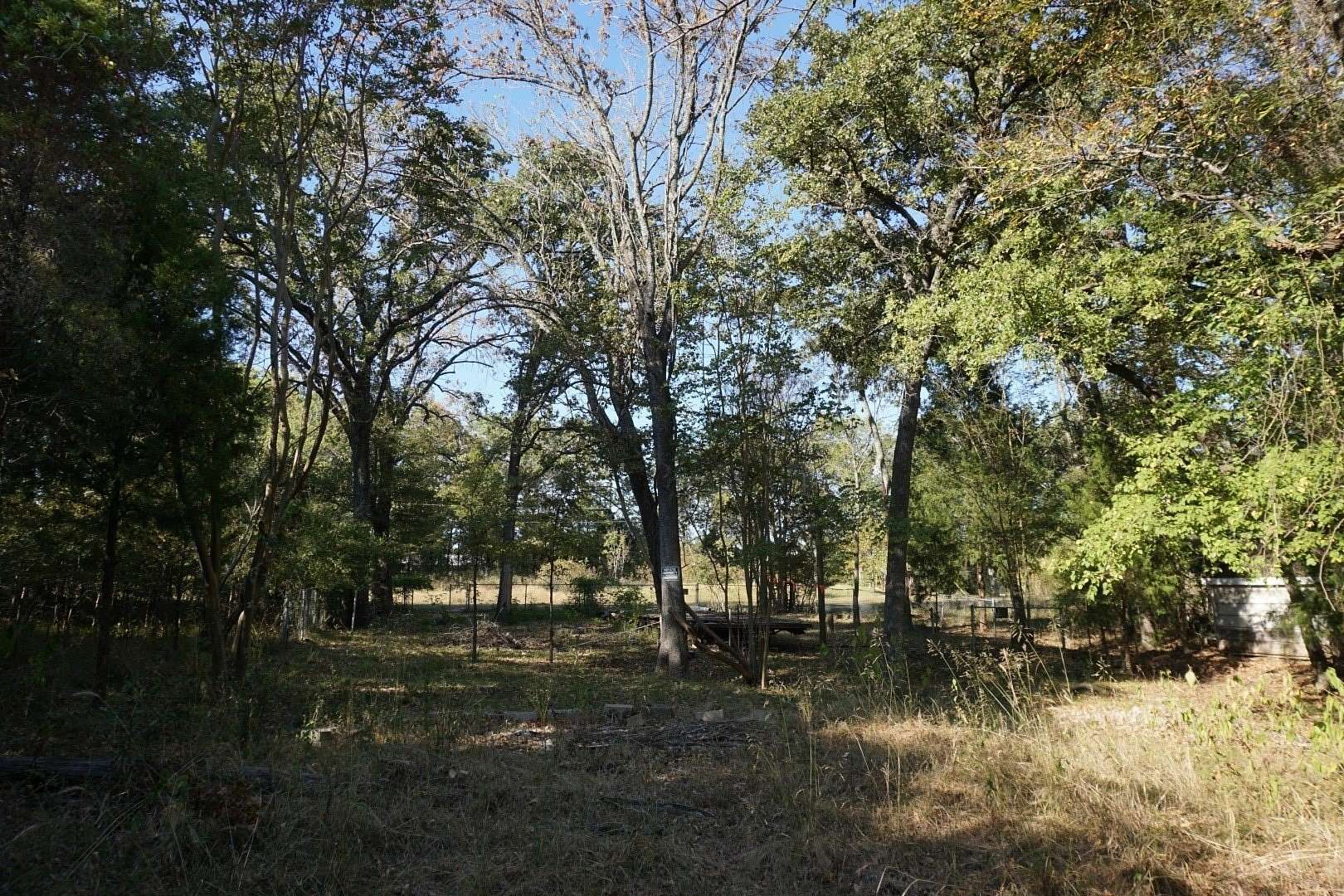 0.25 Acres of Land for Sale in Log Cabin, Texas