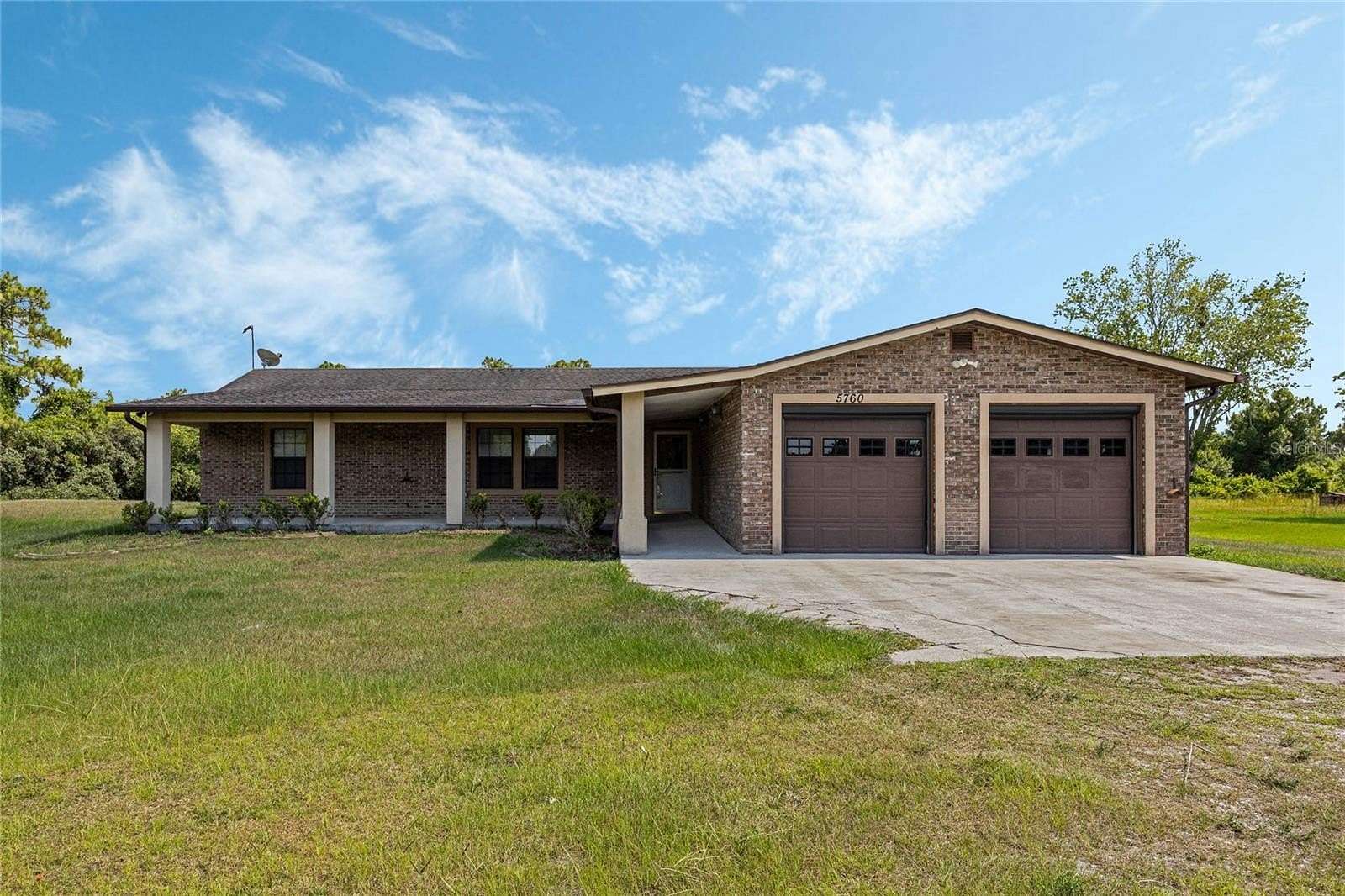 5 Acres of Land with Home for Lease in St. Cloud, Florida