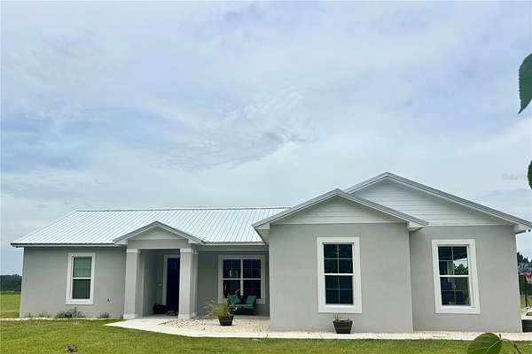 10.2 Acres of Land with Home for Sale in Fort Meade, Florida