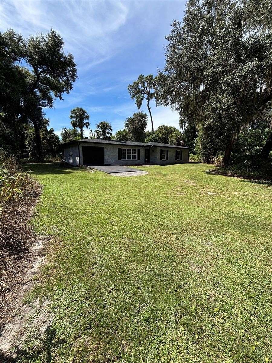 2.14 Acres of Land with Home for Sale in Plant City, Florida