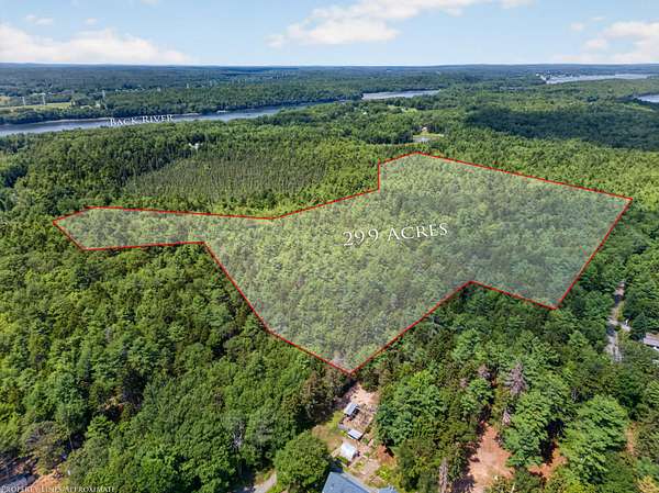 30 Acres of Recreational & Residential Land for Sale in Westport Island, Maine
