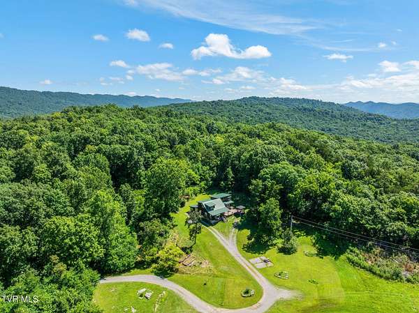 108 Acres of Land with Home for Sale in Sneedville, Tennessee