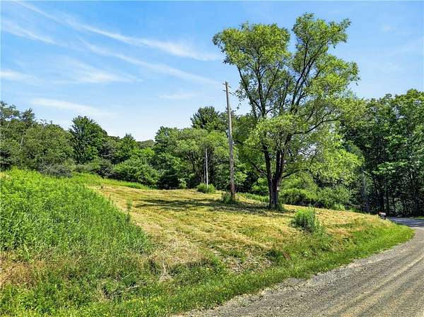 6.8 Acres of Residential Land for Sale in Lockwood, New York