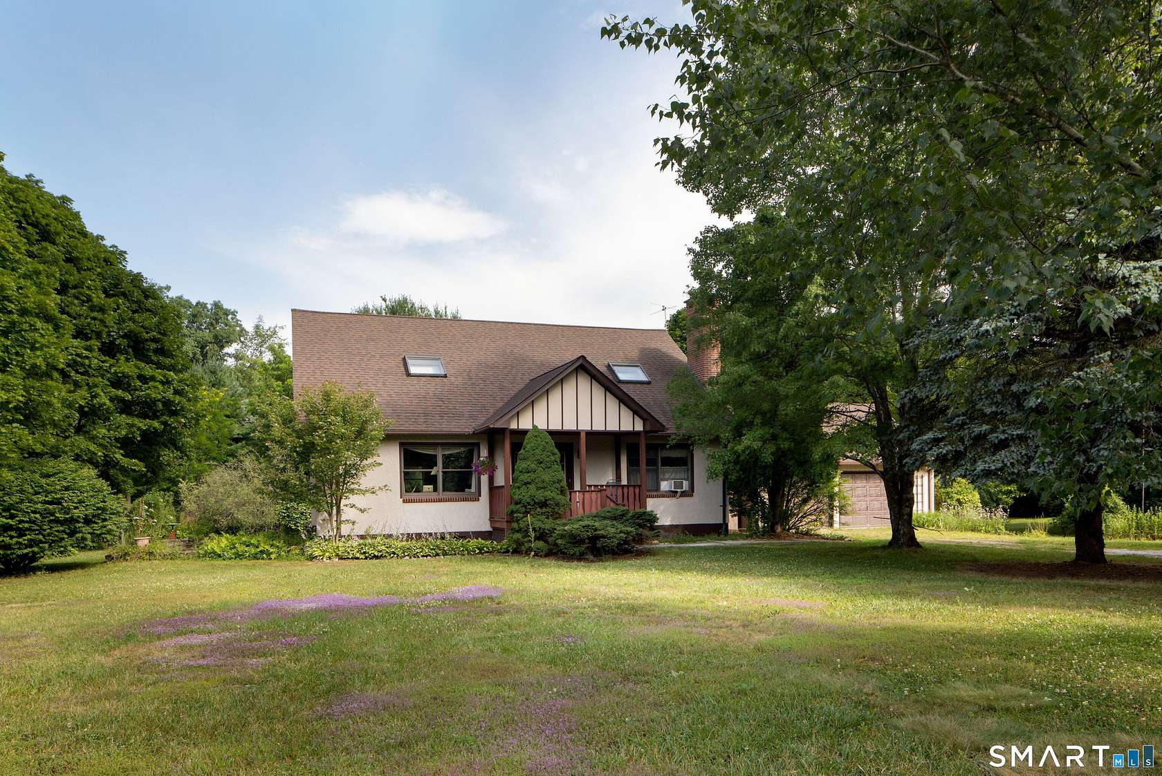 2.37 Acres of Land with Home for Sale in North Canaan Town, Connecticut
