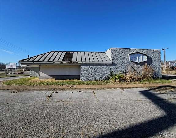 0.58 Acres of Residential Land for Sale in Moline Acres, Missouri
