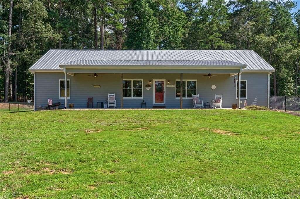 19.5 Acres of Land with Home for Sale in Covington, Georgia
