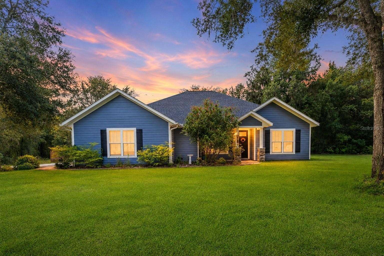 4.78 Acres of Land with Home for Sale in High Springs, Florida