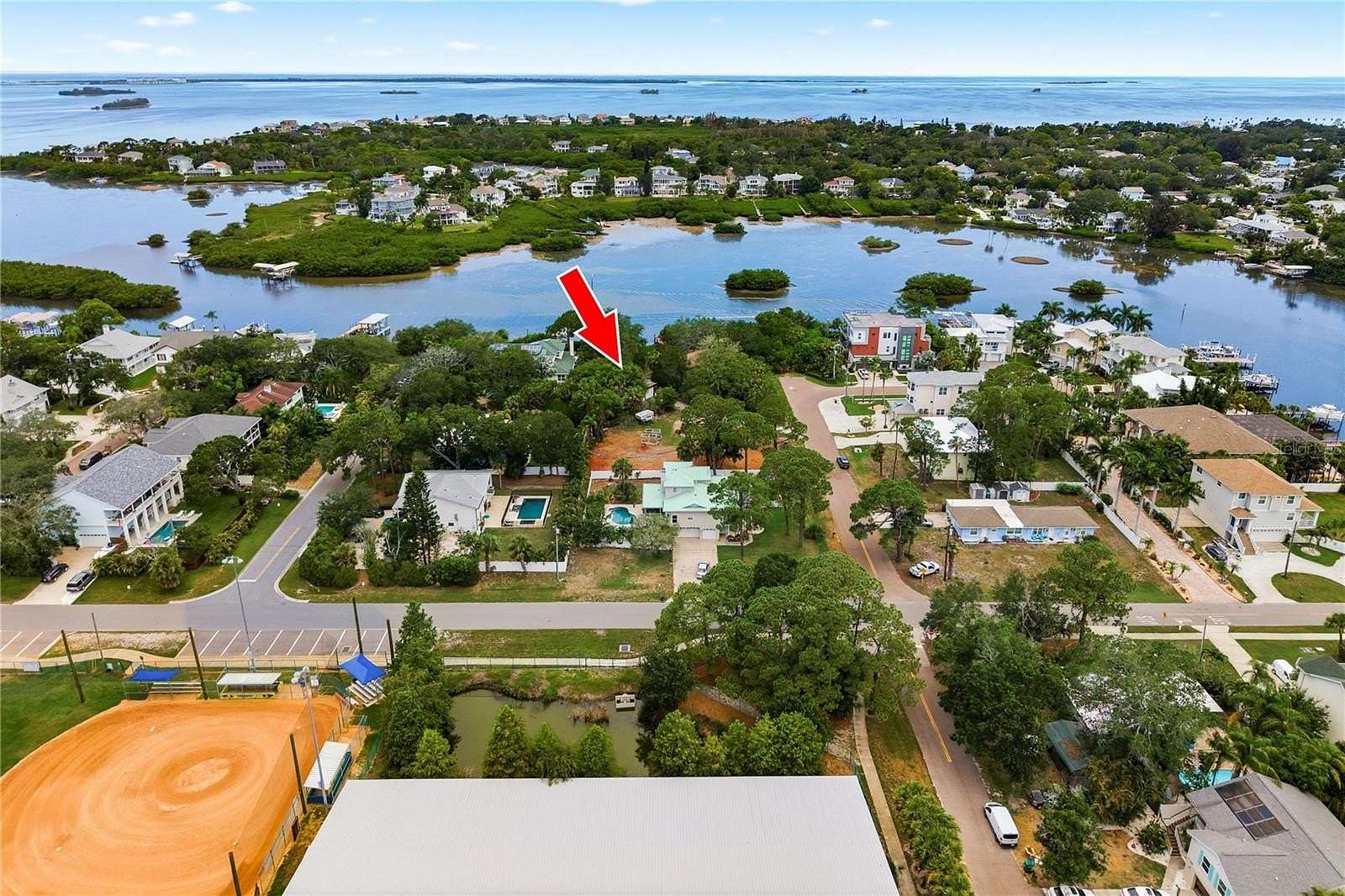 1 Acre of Residential Land for Sale in Palm Harbor, Florida