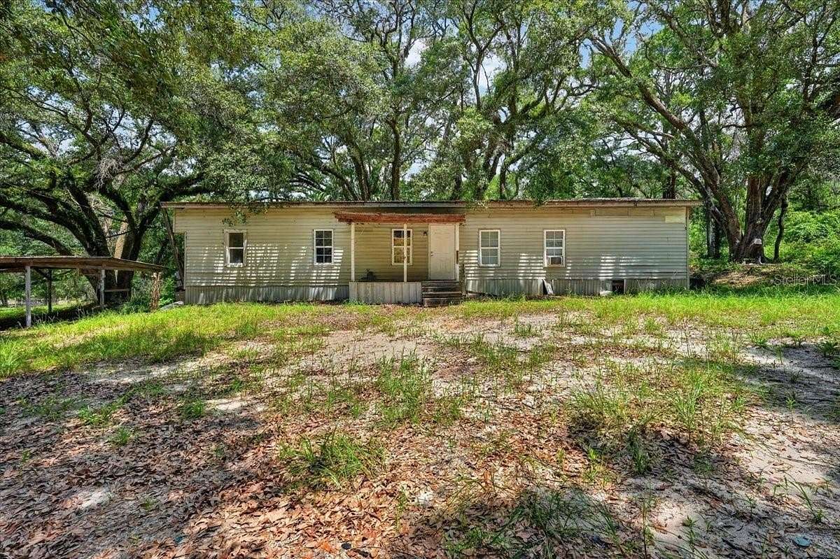 5 Acres of Land with Home for Sale in Hawthorne, Florida