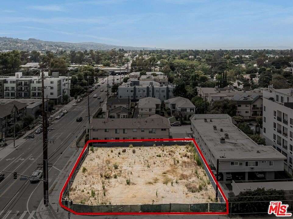 0.3 Acres of Residential Land for Sale in Los Angeles, California
