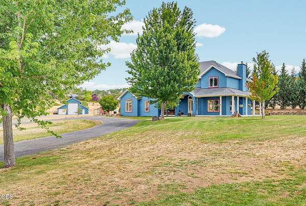 5.75 Acres of Land with Home for Sale in Ashland, Oregon