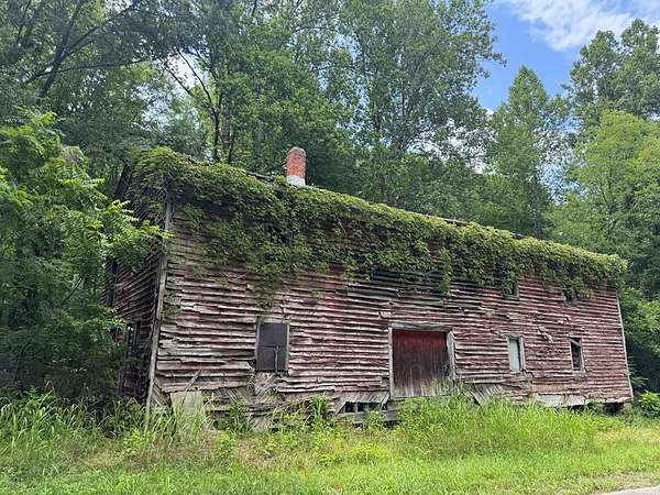 0.26 Acres of Land for Sale in Kenbridge, Virginia