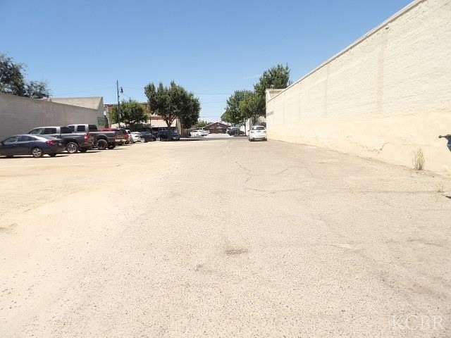0.17 Acres of Commercial Land for Sale in Lemoore, California