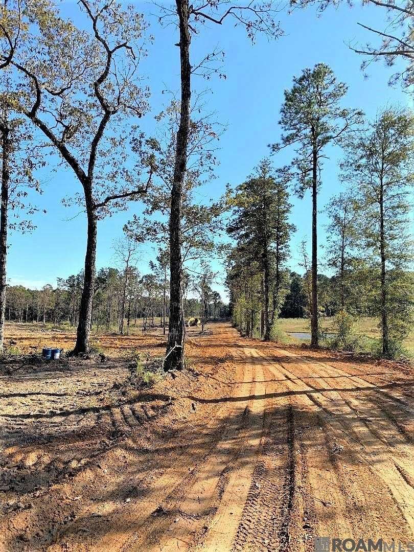 5.76 Acres of Residential Land for Sale in Clinton, Louisiana