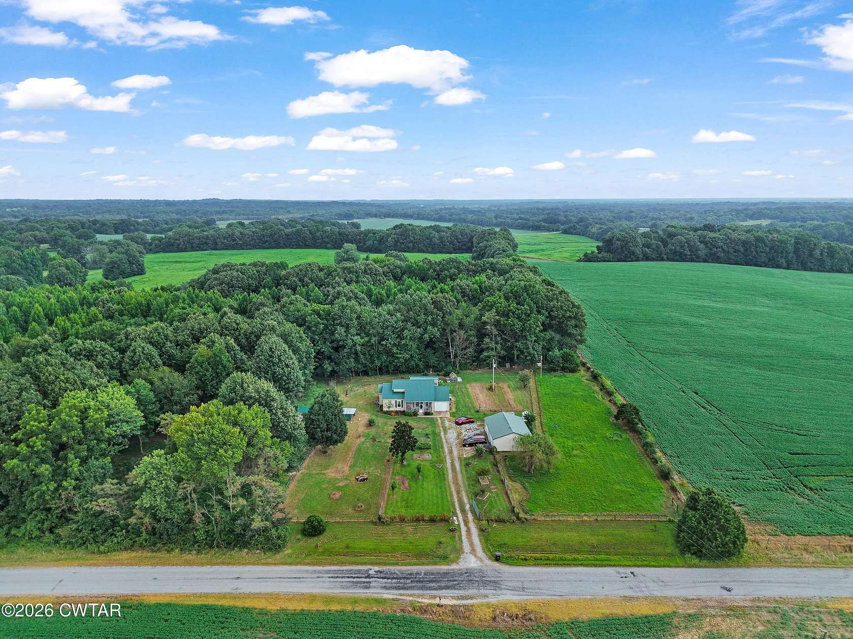 2.5 Acres of Land with Home for Sale in Trenton, Tennessee