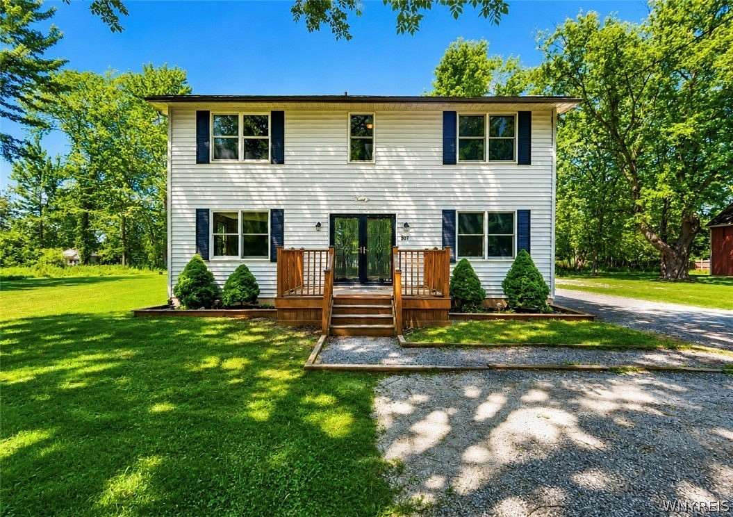1.7 Acres of Land with Home for Sale in Buffalo, New York