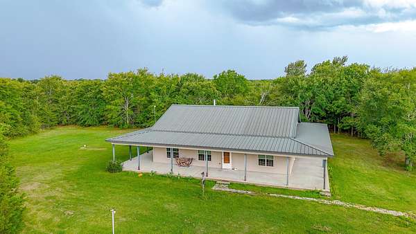 24 Acres of Recreational Land with Home for Sale in Kerens, Texas