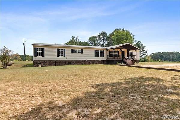 19.7 Acres of Land with Home for Sale in Bankston, Alabama