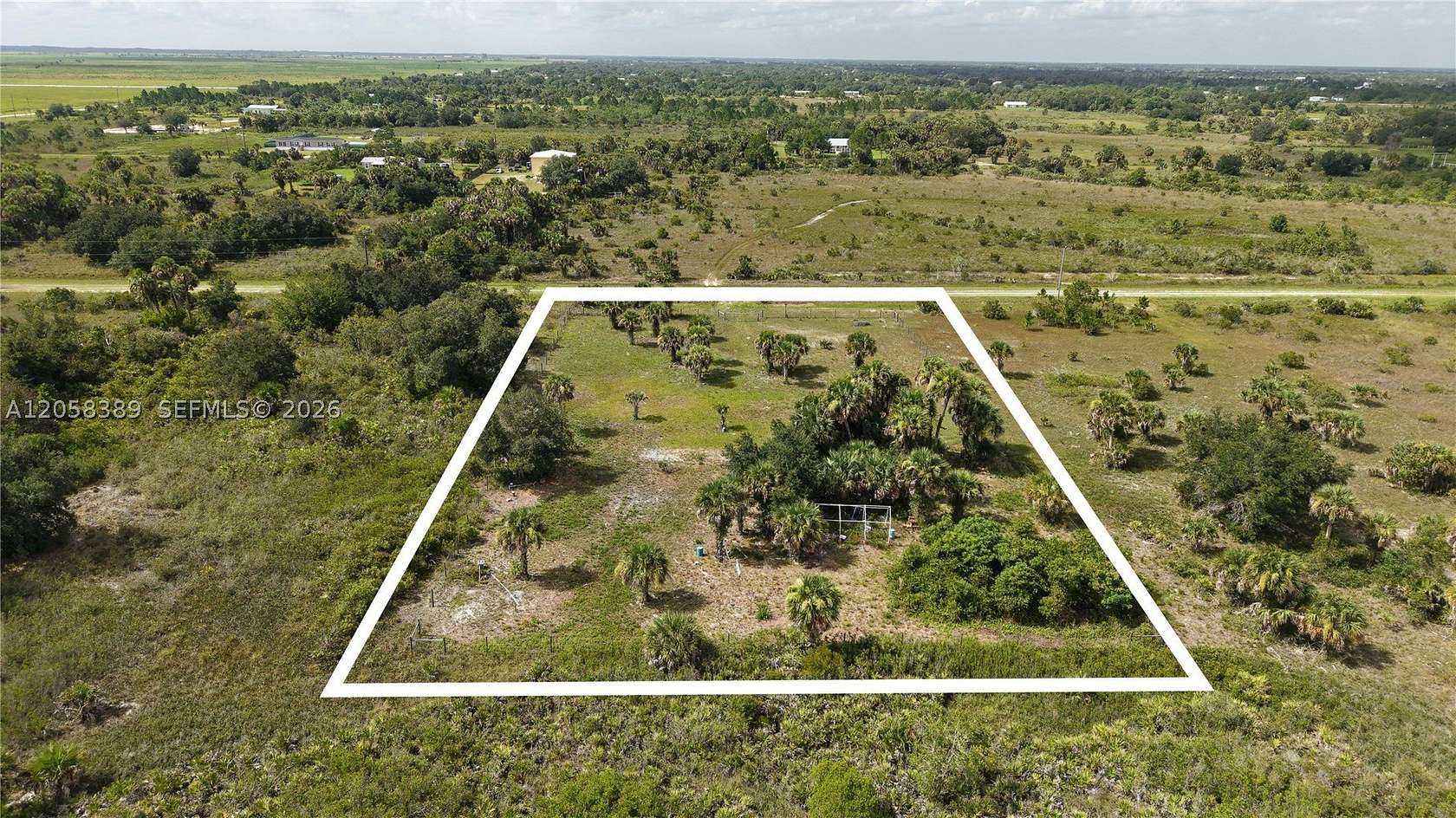 1.25 Acres of Residential Land for Sale in Okeechobee, Florida