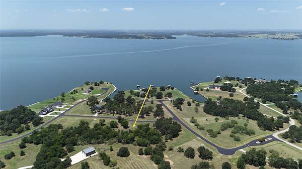 1 Acre of Residential Land for Sale in Streetman, Texas