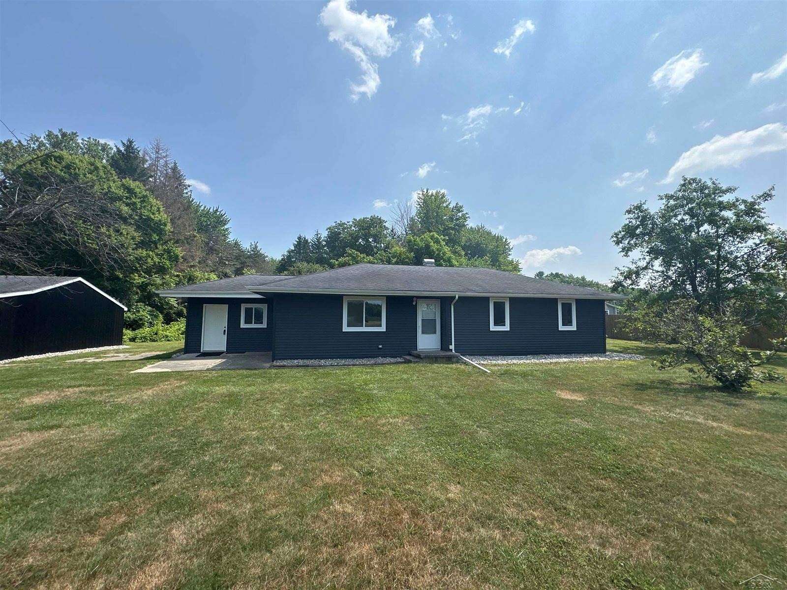 2.1 Acres of Land with Home for Sale in Saginaw, Michigan
