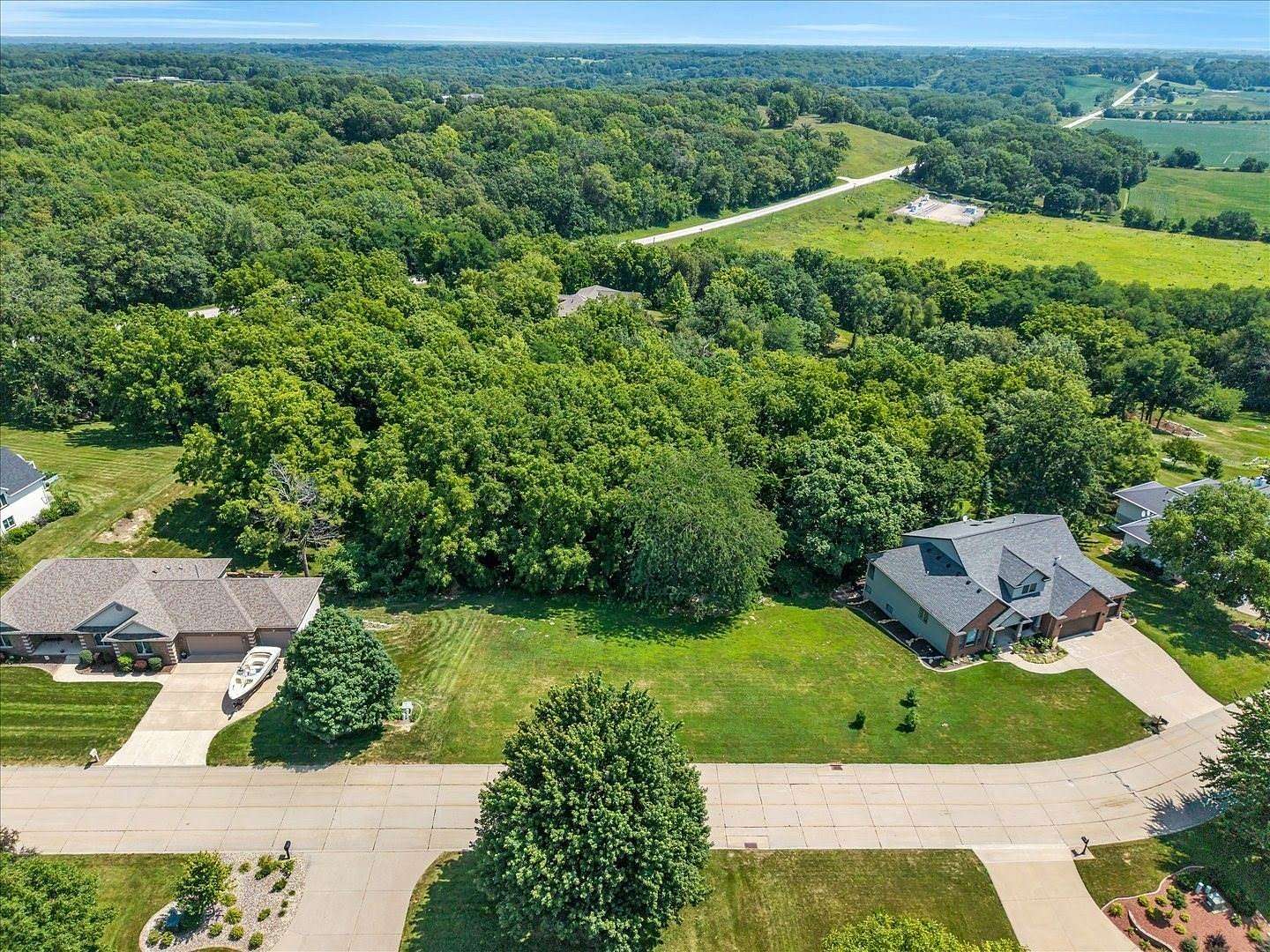 0.95 Acres of Residential Land for Sale in Milan, Illinois
