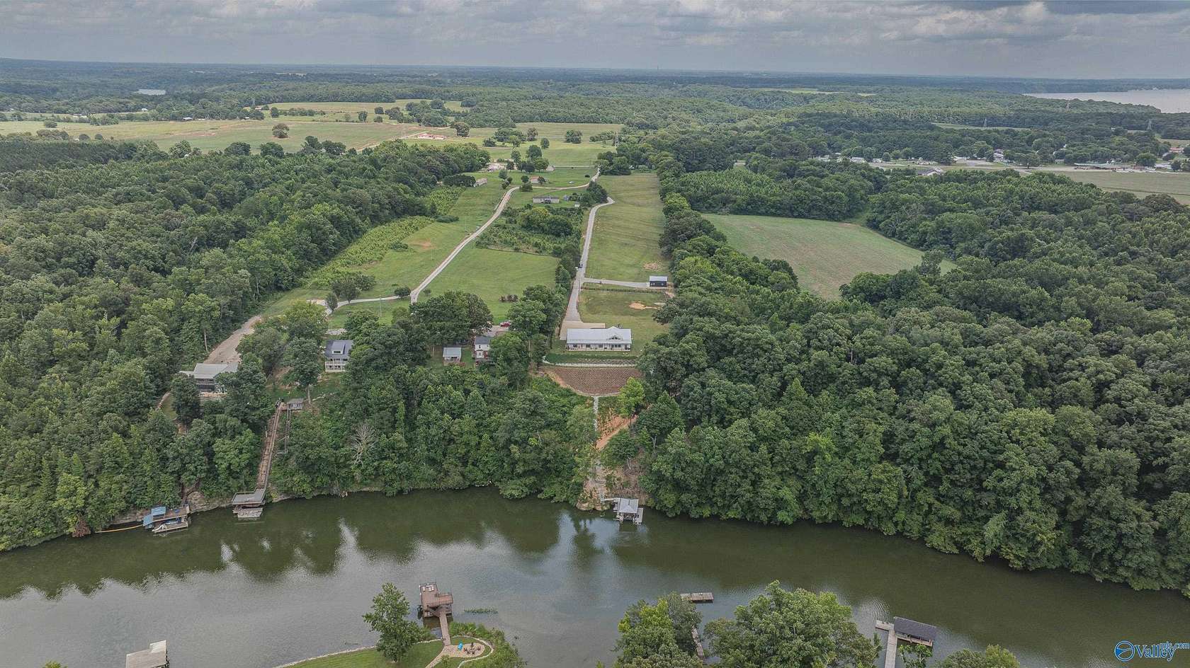 10 Acres of Land with Home for Sale in Rogersville, Alabama