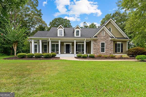 30 Acres of Land with Home for Sale in Brooks, Georgia