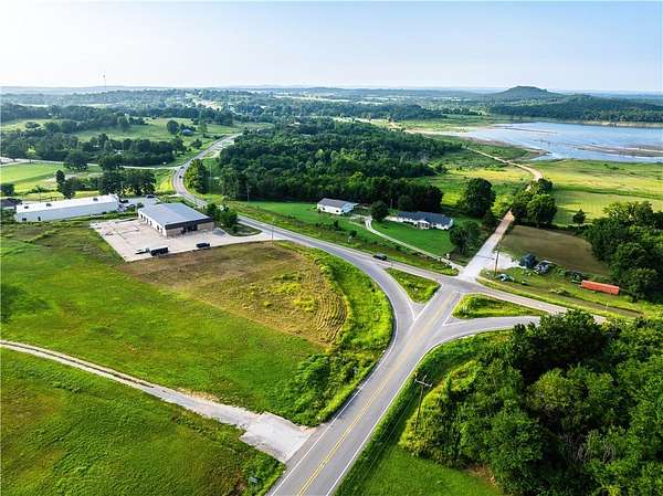 1.25 Acres of Commercial Land for Sale in Lead Hill, Arkansas