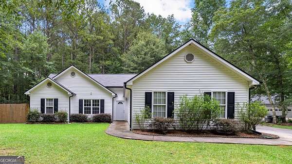 2.25 Acres of Land with Home for Sale in Sharpsburg, Georgia