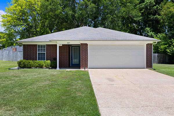 0.34 Acres of Land with Home for Sale in Longview, Texas