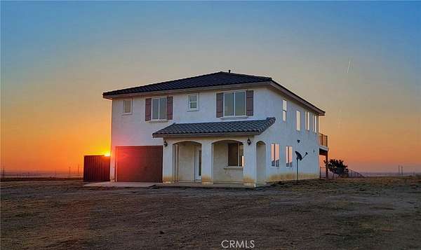 2.5 Acres of Land with Home for Sale in Lancaster, California