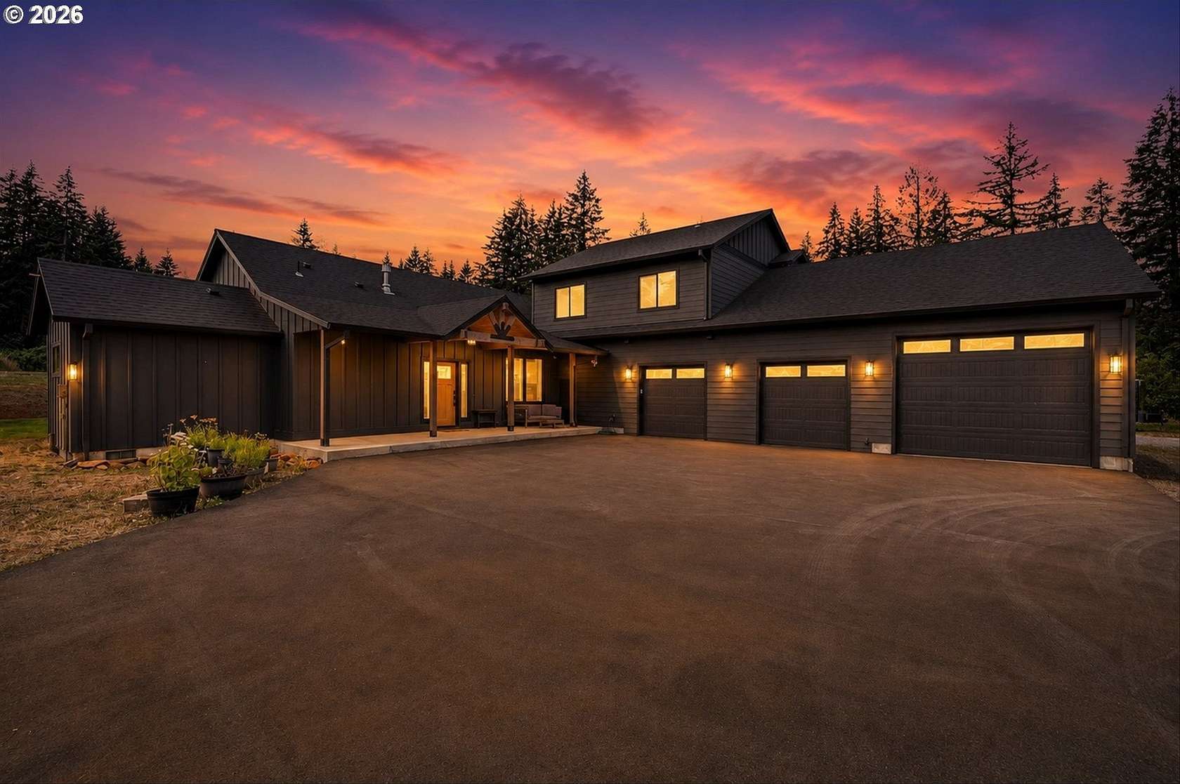 4 Acres of Land with Home for Sale in Beavercreek, Oregon