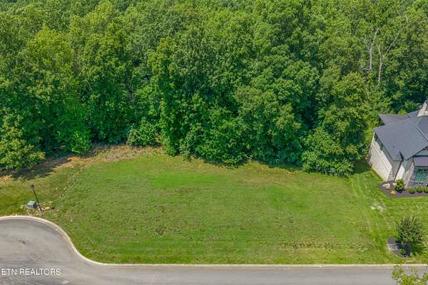 1.5 Acres of Residential Land for Sale in Louisville, Tennessee