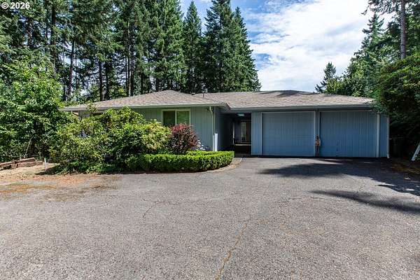 2 Acres of Land with Home for Sale in Cottage Grove, Oregon