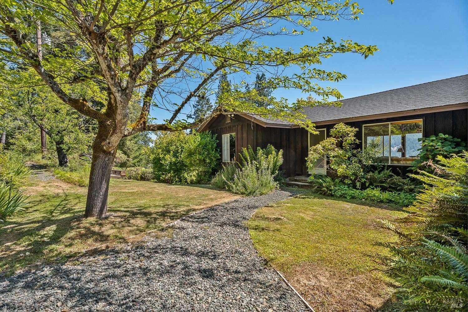 665 Acres of Land with Home for Sale in Yorkville, California
