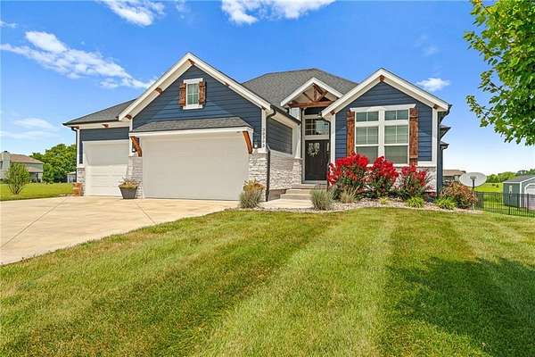 3.1 Acres of Land with Home for Sale in Pleasant Hill, Missouri