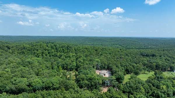 362 Acres of Recreational Land with Home for Sale in Cave City, Arkansas